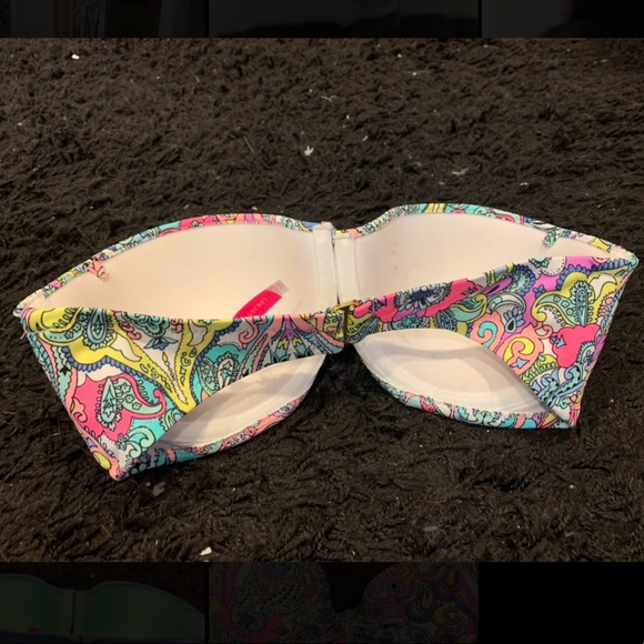 Bathingsuit top worn once - Picture 2 of 2